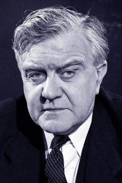 Andrew Cruickshank - Actor Profile Photo