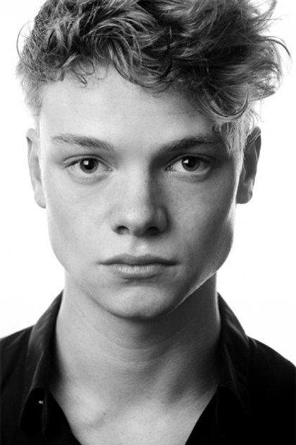 Tom Rhys Harries - Actor Profile Photo