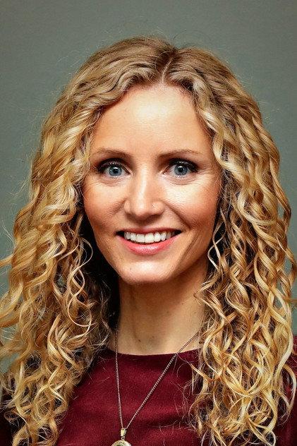 Suzannah Lipscomb - Actor Profile Photo