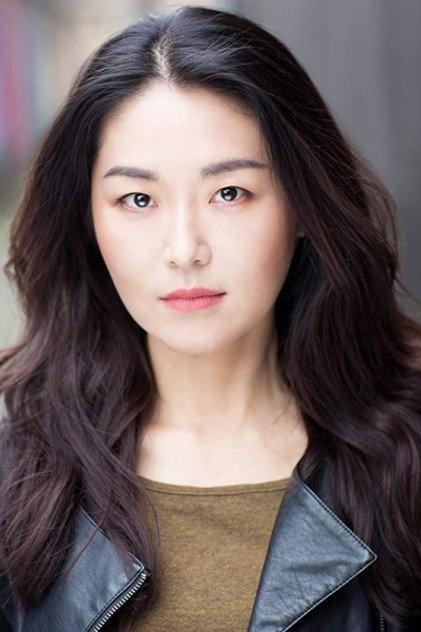 Yuna Shin - Actor Profile Photo
