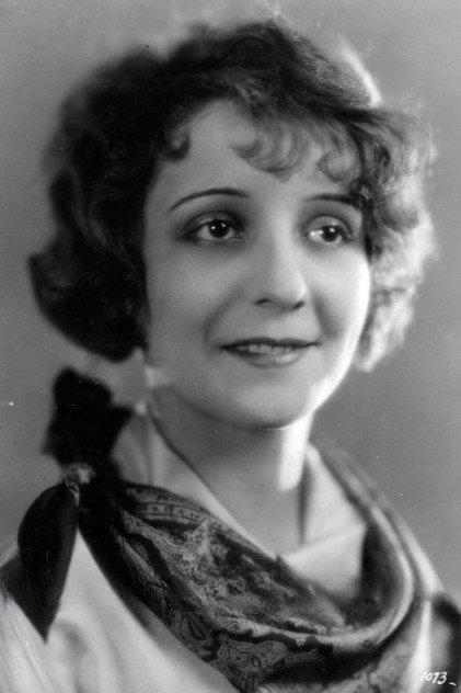 Betty Jewel - Actor Profile Photo