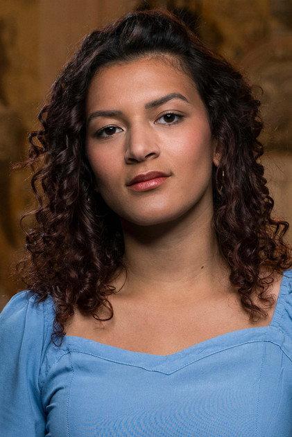 Naomi Kneip - Actor Profile Photo