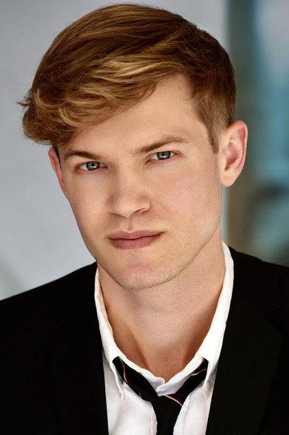 Robbie Davidson - Actor Profile Photo