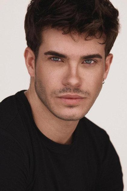 Raúl Serván - Actor Profile Photo