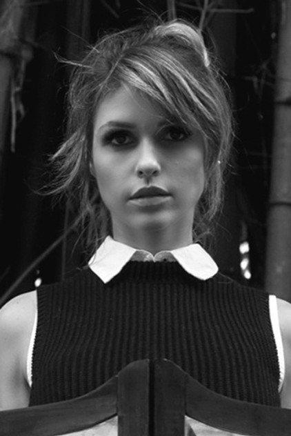 Juliana Helcer - Actor Profile Photo