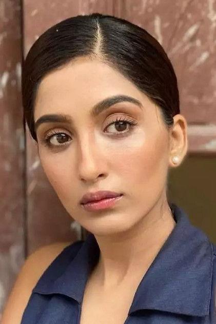 Nimrit Ahluwalia - Actor Profile Photo
