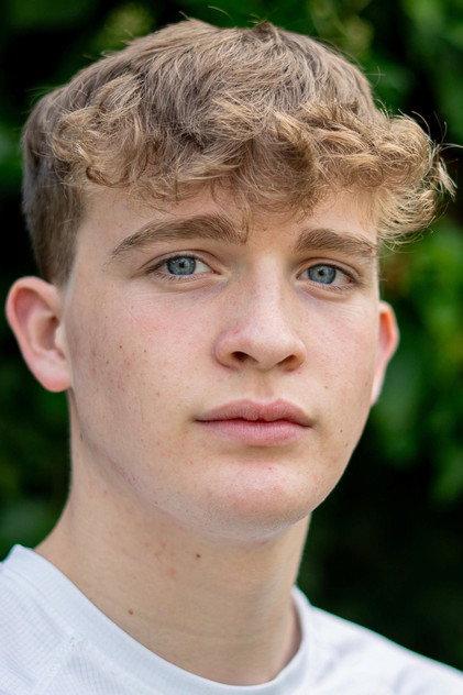Aaron McVeigh - Actor Profile Photo