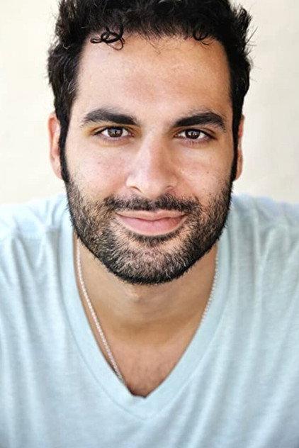 Merik Tadros - Actor Profile Photo