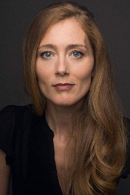 Cloé Xhauflaire - Actor Profile Photo