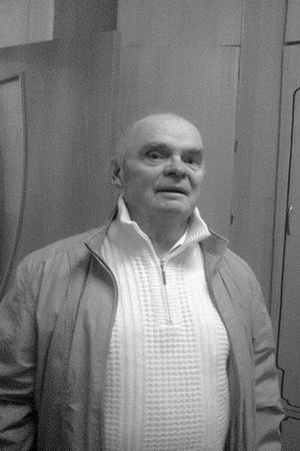 Arnold Sysuyev - Actor Profile Photo
