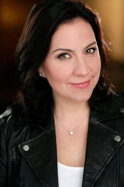 Kristen Anderson-Lopez - Actor Profile Photo