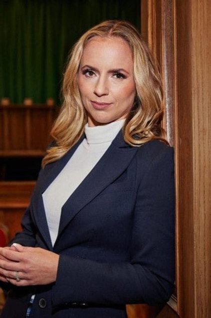 Sara Skyttedal - Actor Profile Photo