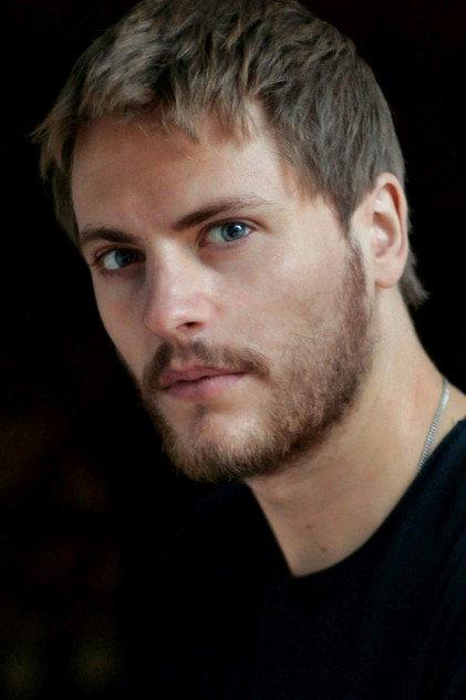 Jaime Olías - Actor Profile Photo