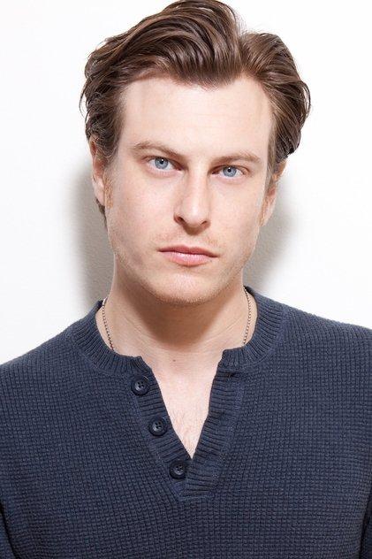 Noah Segan - Actor Profile Photo