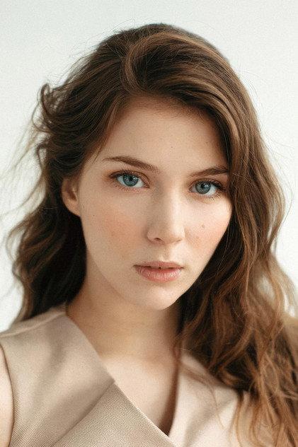 Tina Stoyilkovich - Actor Profile Photo