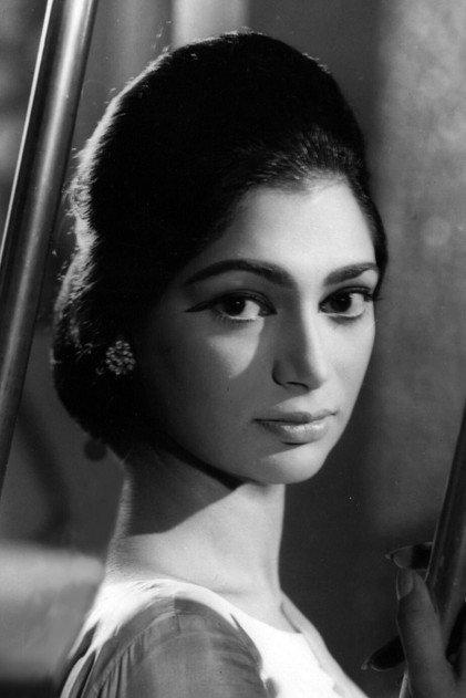 Simi Garewal - Actor Profile Photo