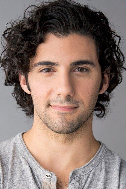 Noah James - Actor Profile Photo
