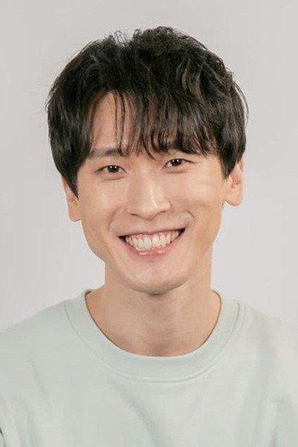 Yoo Je-yoon - Actor Profile Photo