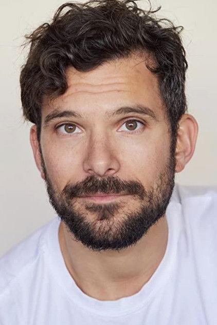 Ian Michaels - Actor Profile Photo