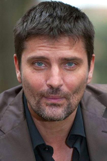Lorenzo Flaherty - Actor Profile Photo