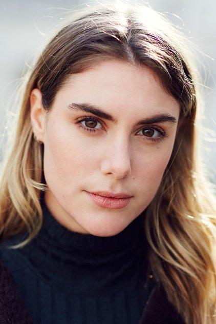Elena Saurel - Actor Profile Photo