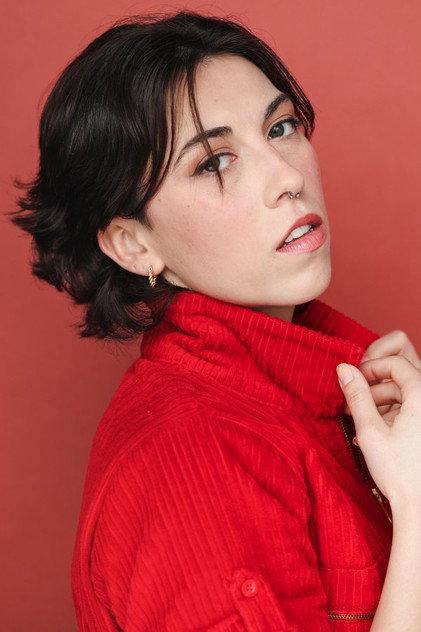 Lo Lundeen - Actor Profile Photo