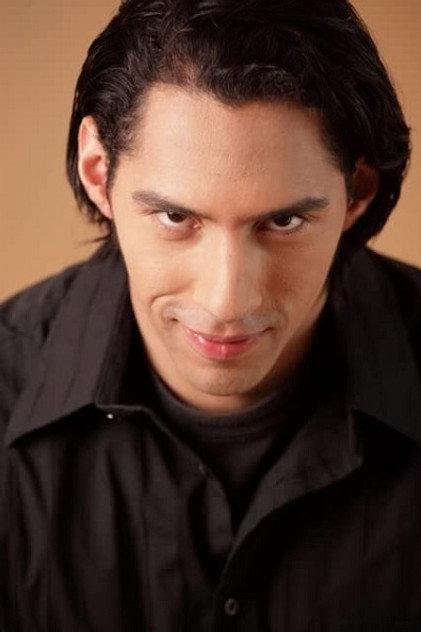 Alex Llera - Actor Profile Photo