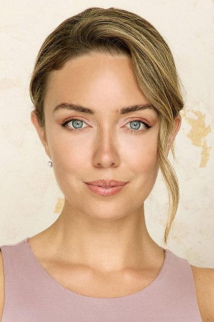 Ella Cannon - Actor Profile Photo