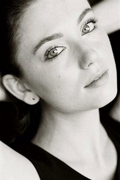 Anna B. Shaffer - Actor Profile Photo