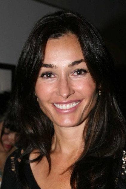 Dara Tomanovich - Actor Profile Photo