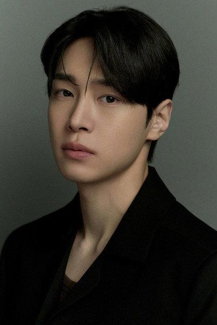 Kang You-seok - Actor Profile Photo