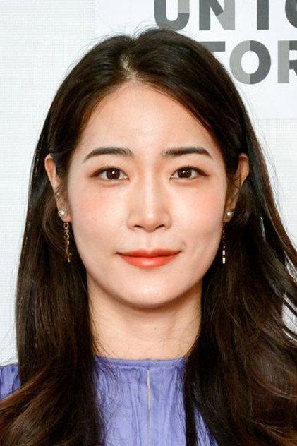 Abin Shim - Actor Profile Photo