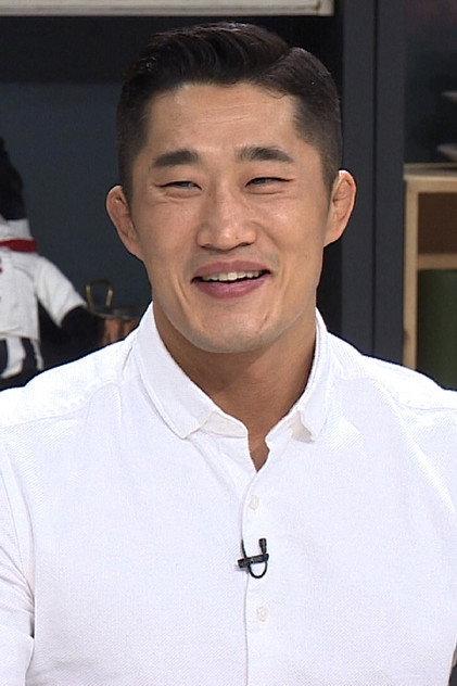 Kim Dong-hyun - Actor Profile Photo