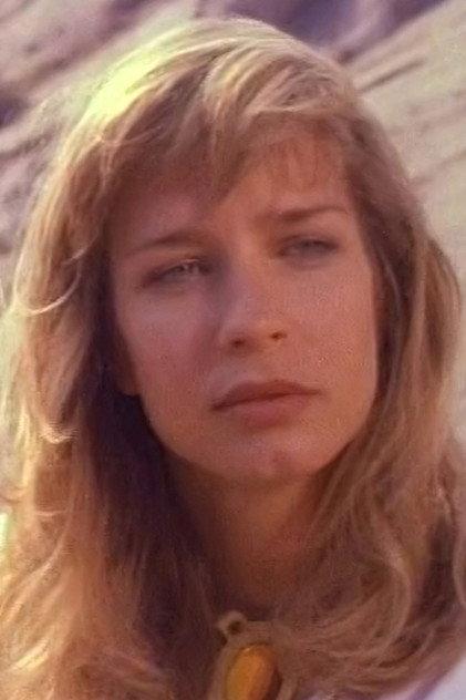 Heidi Paine - Actor Profile Photo