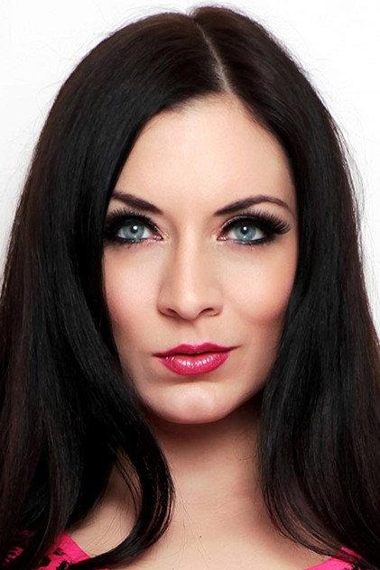 Dani Thompson - Actor Profile Photo
