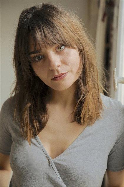 Louisa Pili - Actor Profile Photo