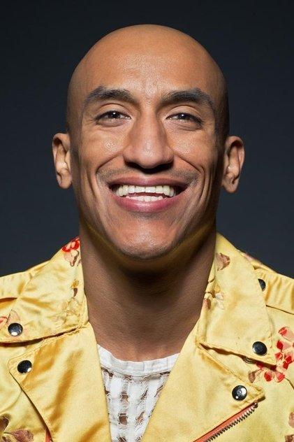 Víctor Rojas - Actor Profile Photo