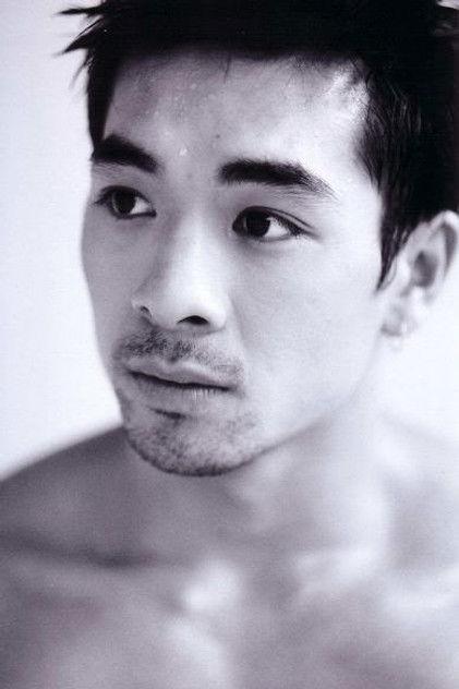 Châu Belle Dinh - Actor Profile Photo