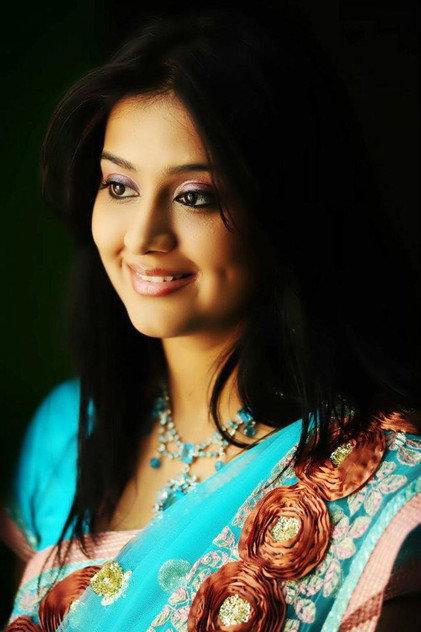 Varsha Ashwathi - Actor Profile Photo