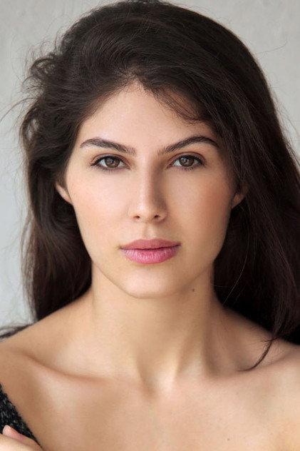 Elnaaz Norouzi - Actor Profile Photo