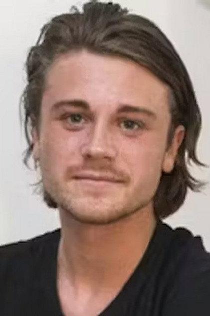Gustav Hintze - Actor Profile Photo