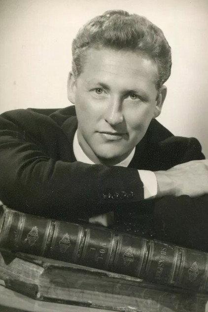 Vincent Ball - Actor Profile Photo