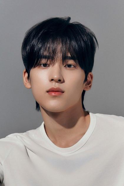 Moon Seong-hyun - Actor Profile Photo