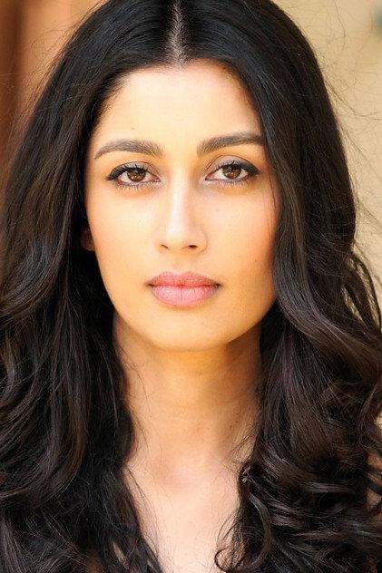 Karishma Ahluwalia - Actor Profile Photo