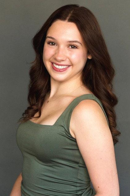 Lauren Nichols - Actor Profile Photo