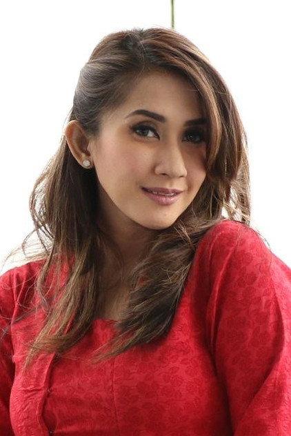Cut Memey - Actor Profile Photo