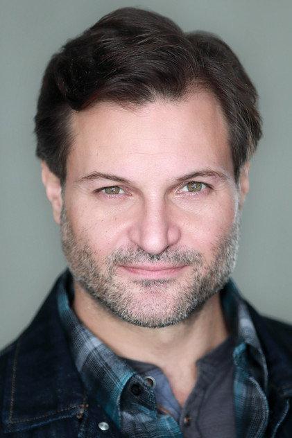 Justin Adams - Actor Profile Photo