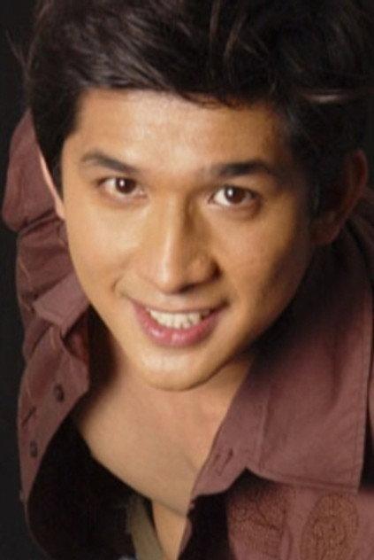 JR Valentin - Actor Profile Photo