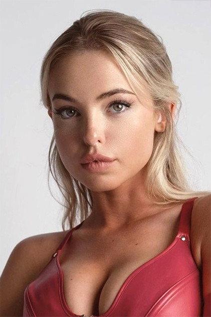 Emma Kotos - Actor Profile Photo