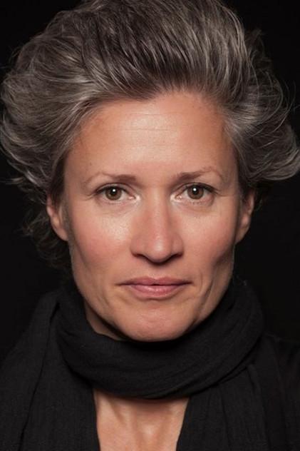 Simone Milsdochter - Actor Profile Photo